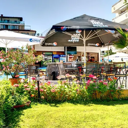 Prestige Ii Aparthotel 3*