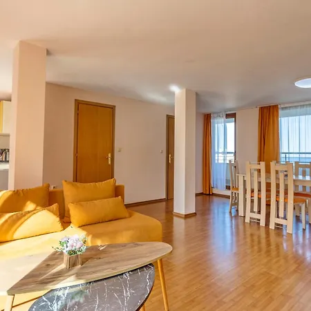 Prestige Ii Aparthotel 3*