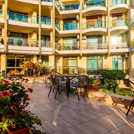 Prestige Ii Aparthotel Primorsko