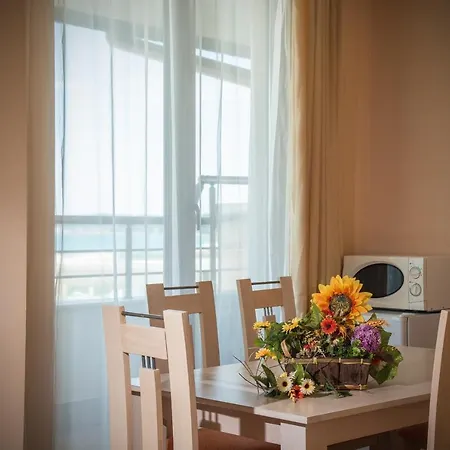 Aparthotel Prestige Ii 3*